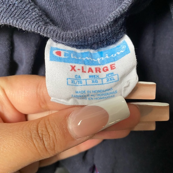 Navy Champion T-Shirt - Picture 3 of 3